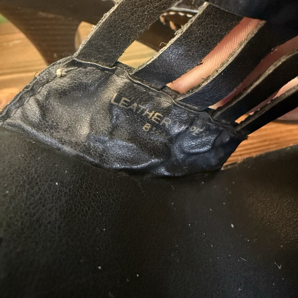 Vintage 90s Y2K MIA Blk Leather Stitched Kitten Heel Thong Sandals Brazil Sz 8.5 - Picture 15 of 15